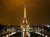 Eiffelova věž - nezaměnitelný symbol Paříže