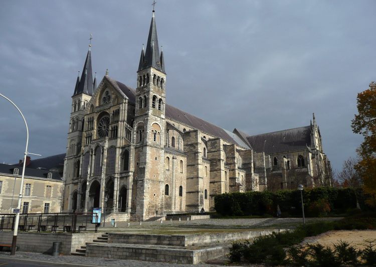 Románská katedrála St. Rémy v Remeši
